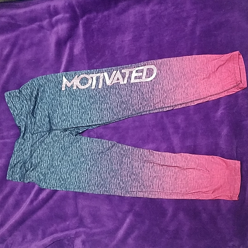 Women's yoga/exercise pants